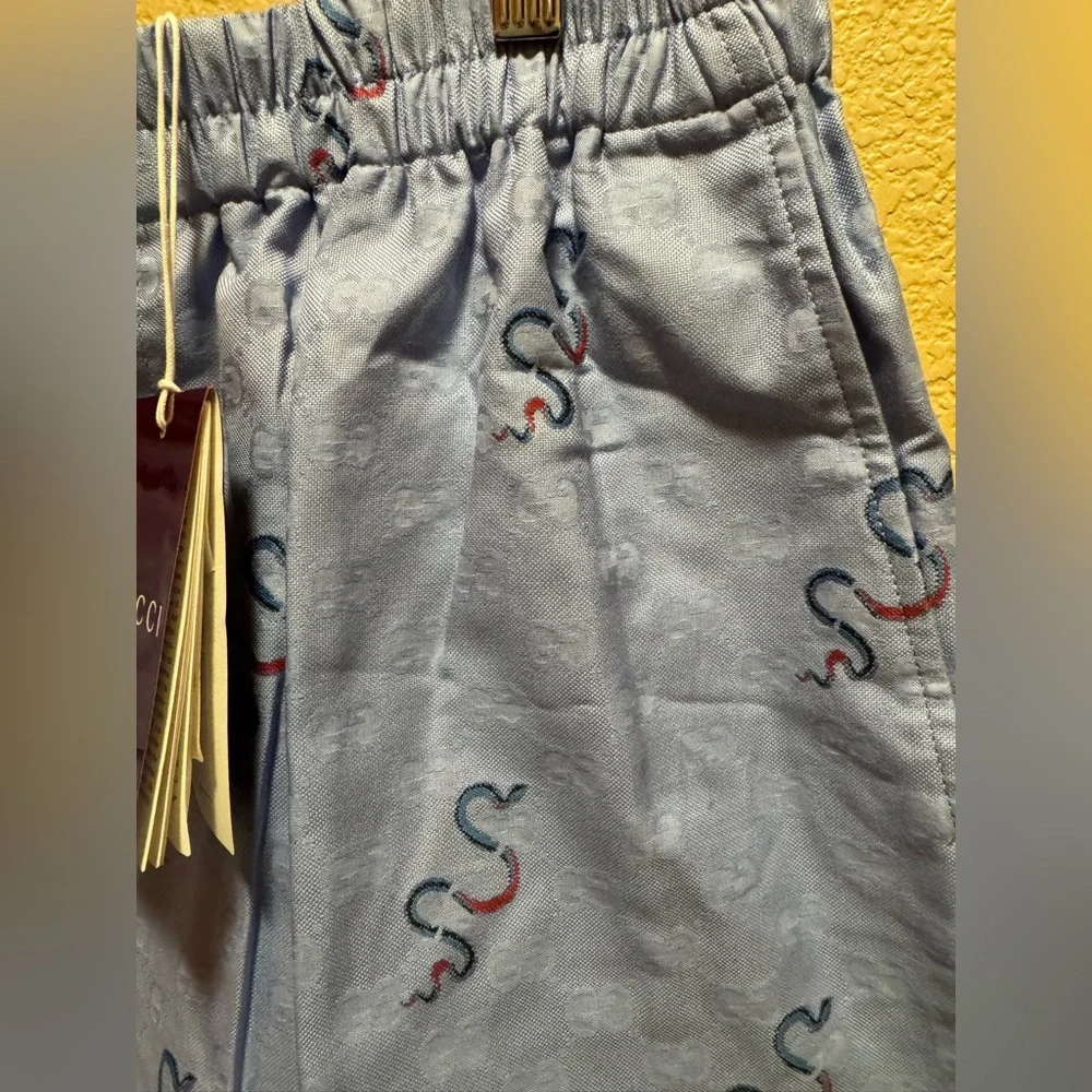New Authentic Gucci GG Logo Snake Shorts Bermuda Size IT 52 / US L Waist 34 - 40